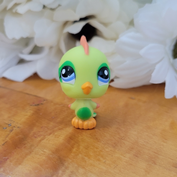 Littlest Pet Shop LPS #1824 Parakeet Bird Green Blue Eyes 2004 - Picture 2 of 12
